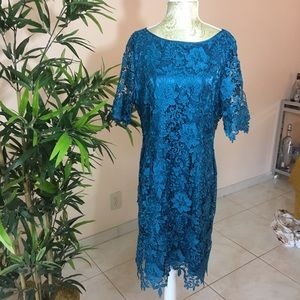 ⭕️Tahari Tie Dye Midi Dress.